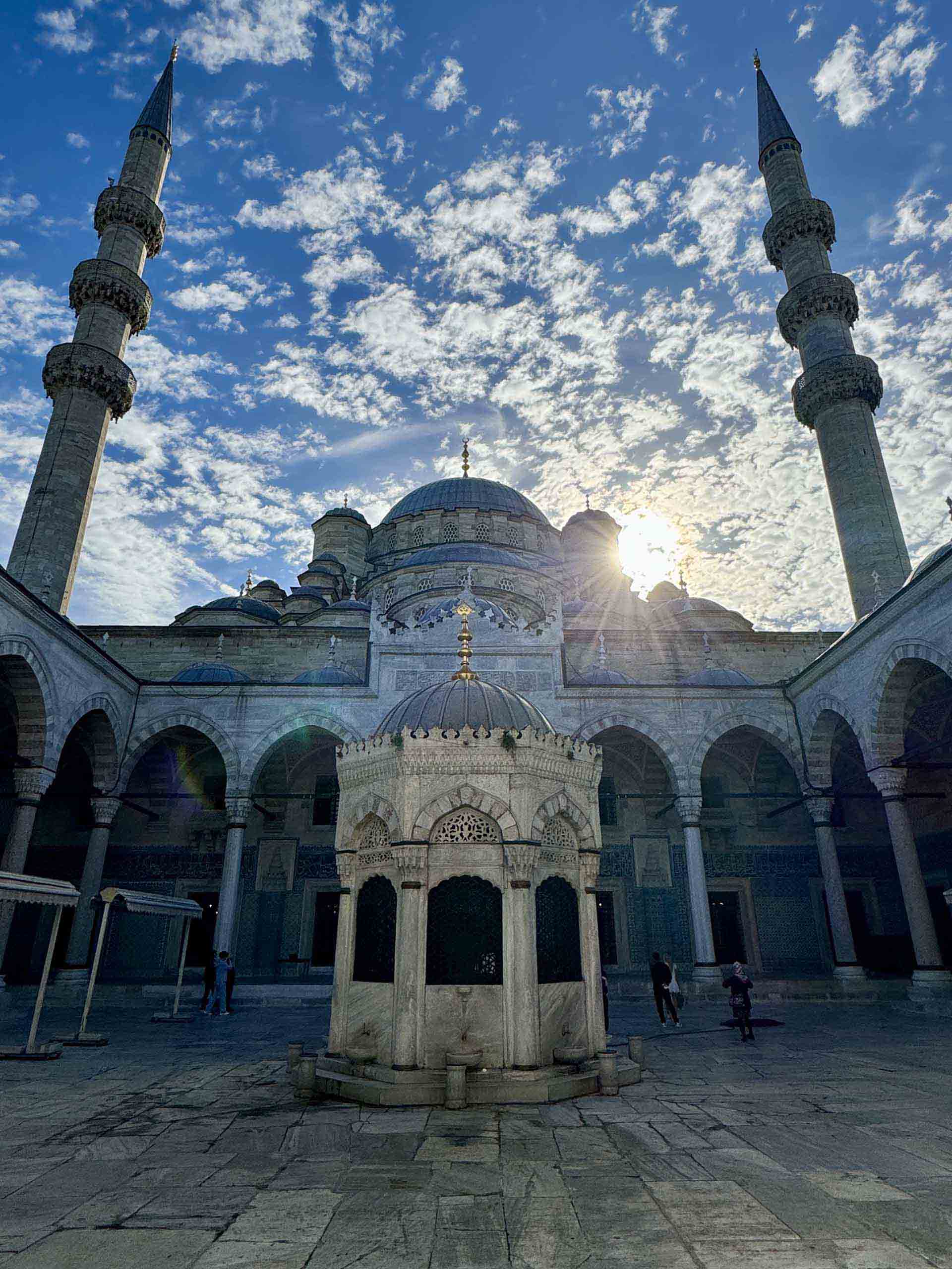 モンテネグロ不動産投資ガイド｜EU加盟目前×利回り6〜8%のアドリア海