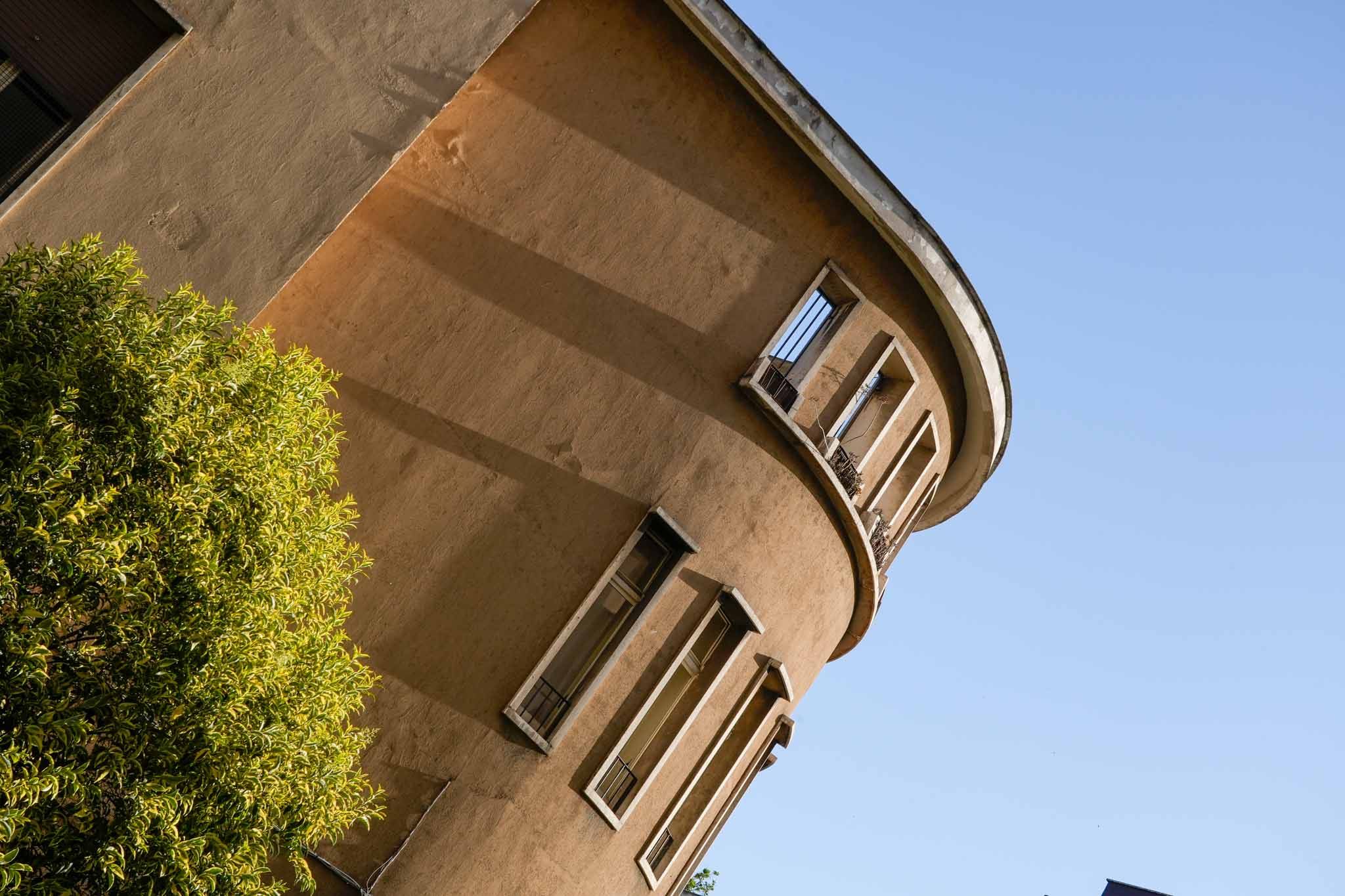 シンガポール不動産投資ガイド｜外国人のABSD60%・価格相場・購入条件【2025年版】