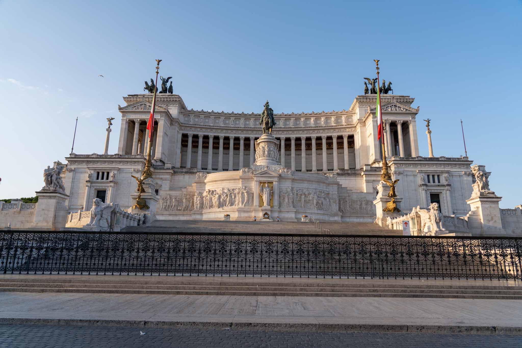 海外不動産の政治・カントリーリスク｜国別分析と対策方法